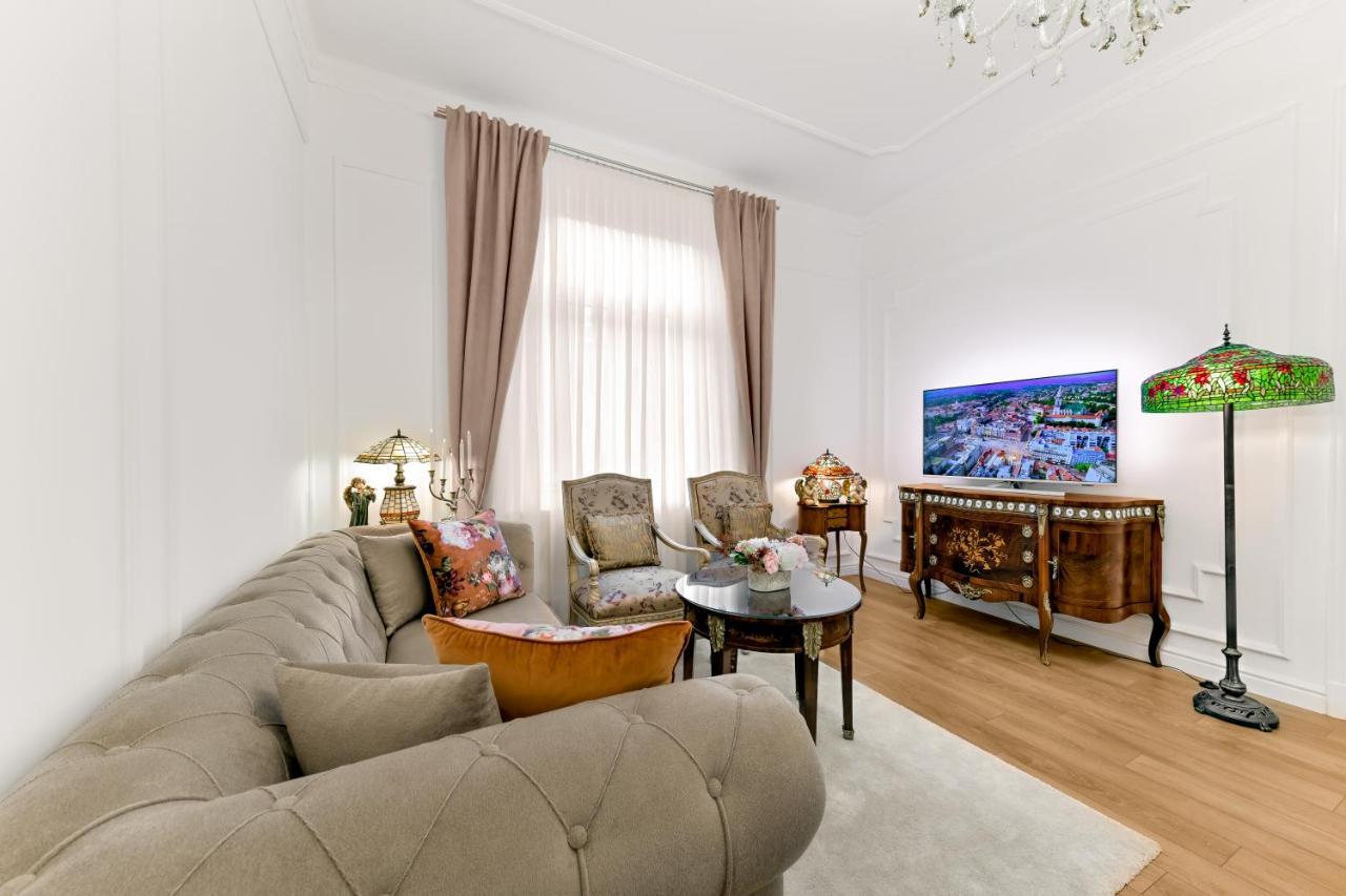 Luxury Class Apartment - 1St Floor, Large Apartment, Downtown, Newly Renovated, Fast Wifi, 4X Air Conditioning Zagreb Bagian luar foto